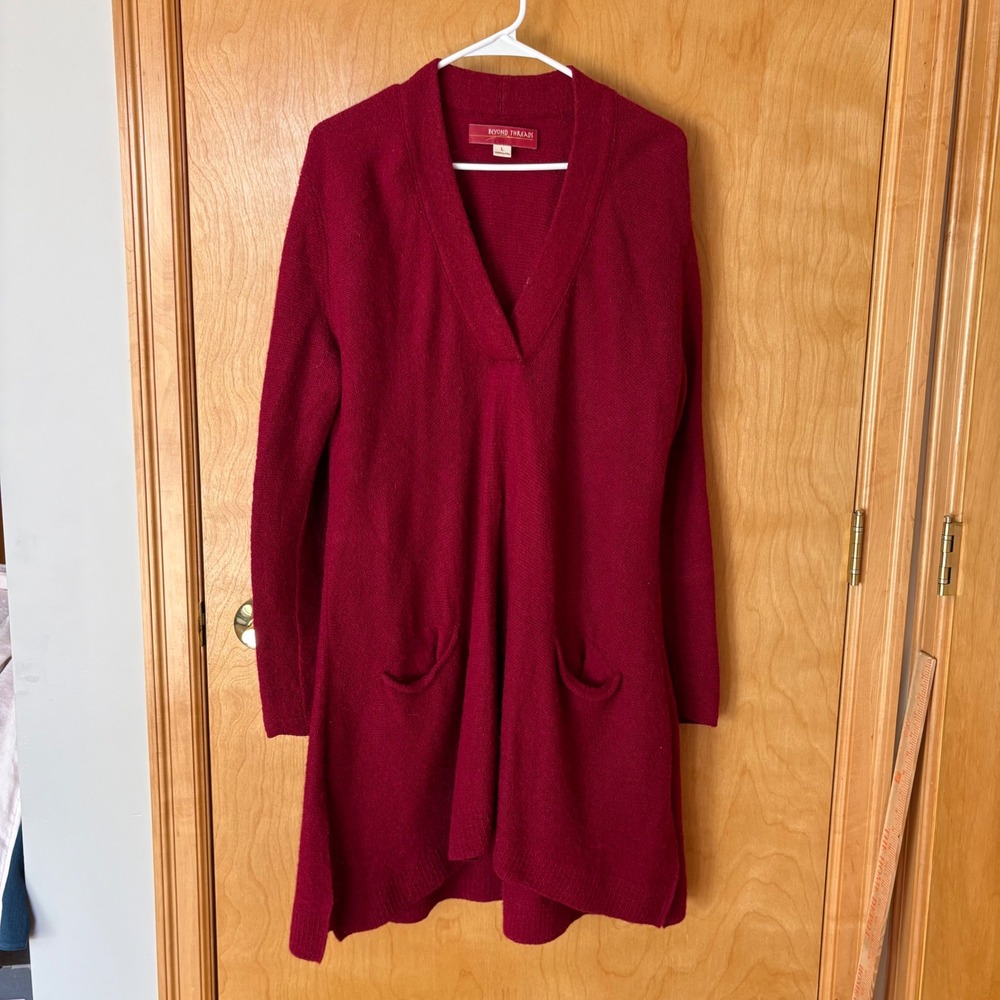Beyond Threads Sweater Women Large Red Alpaca Wool V-Neck Tunic Pockets Peru‎